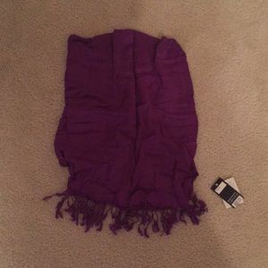 Violet fringe scarf